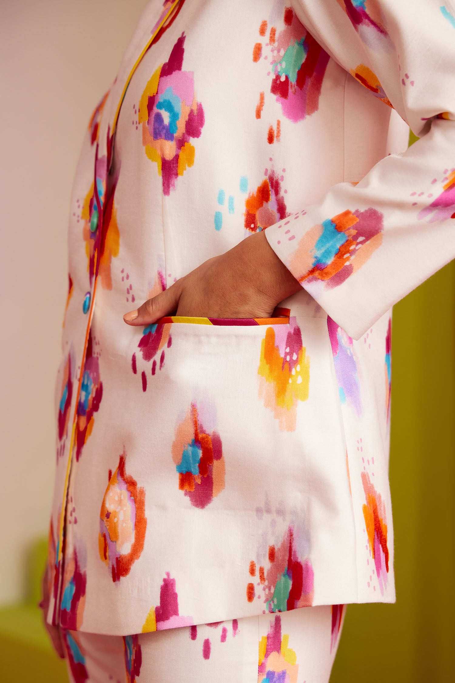 Dan-Dan Printed Pant Suit