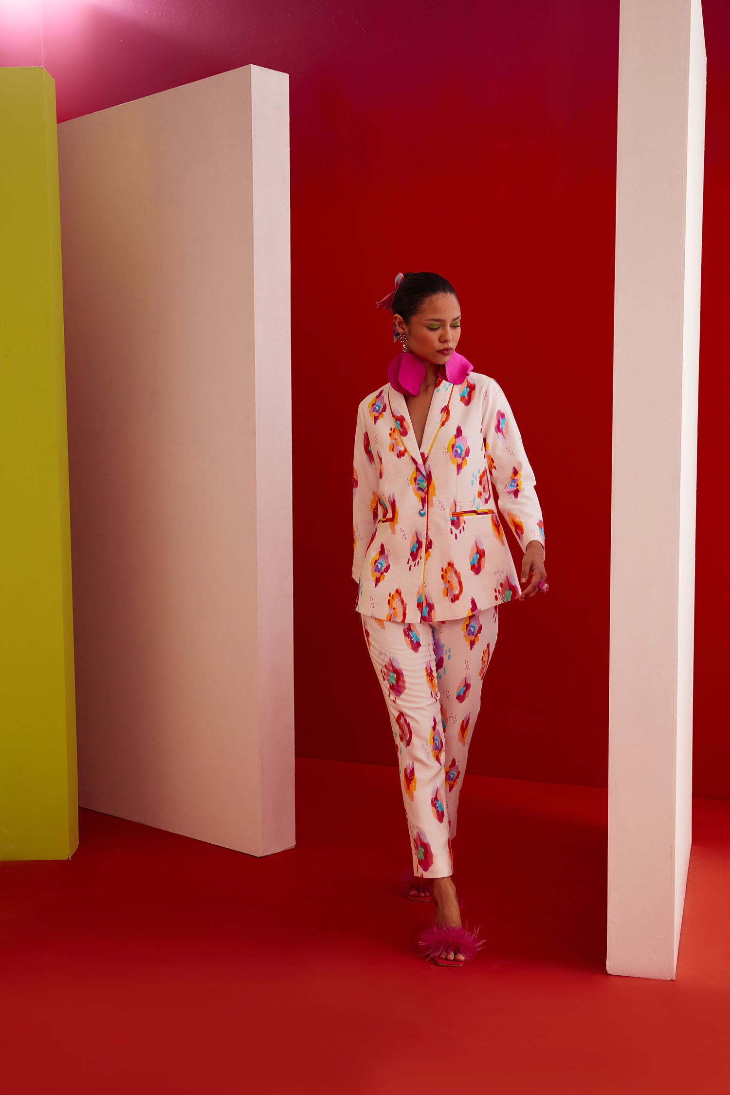 Dan-Dan Printed Pant Suit