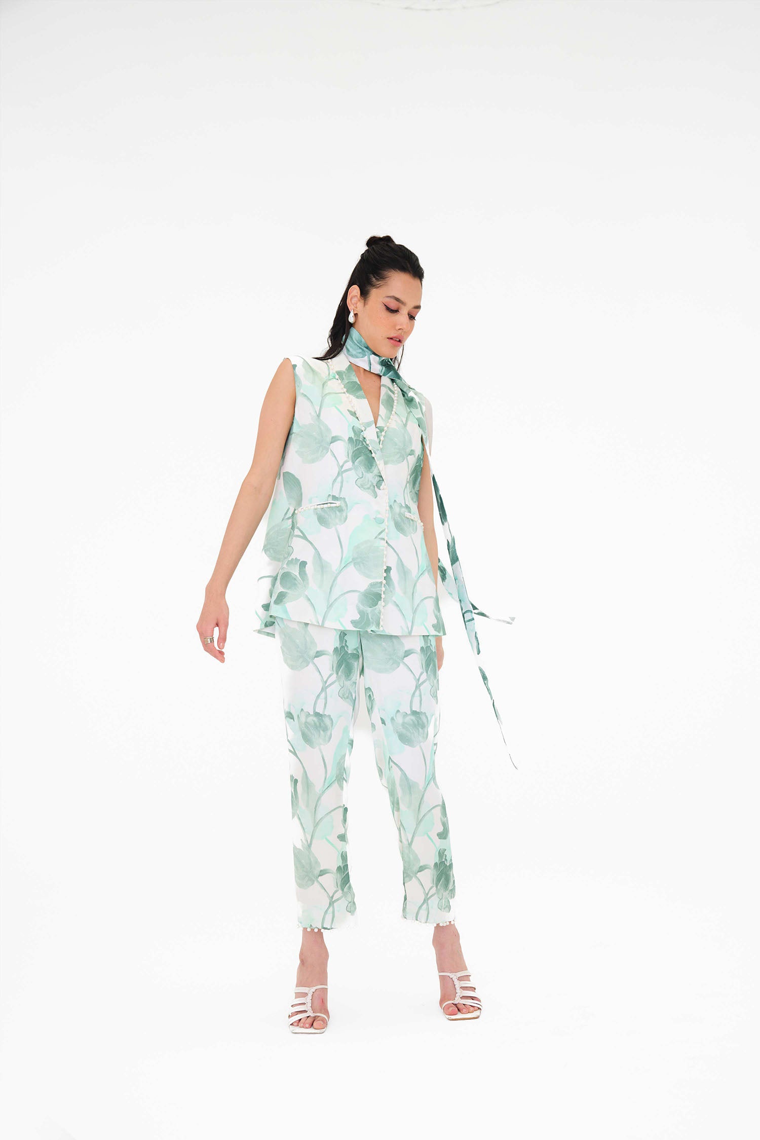 Frisco Tulipa Printed Blazer Set