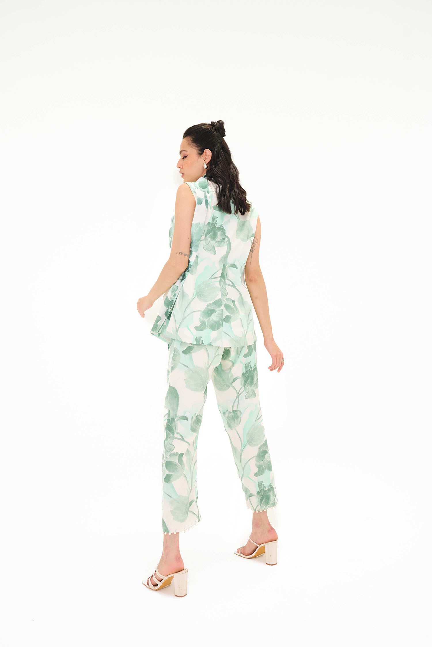 Frisco Tulipa Printed Blazer Set