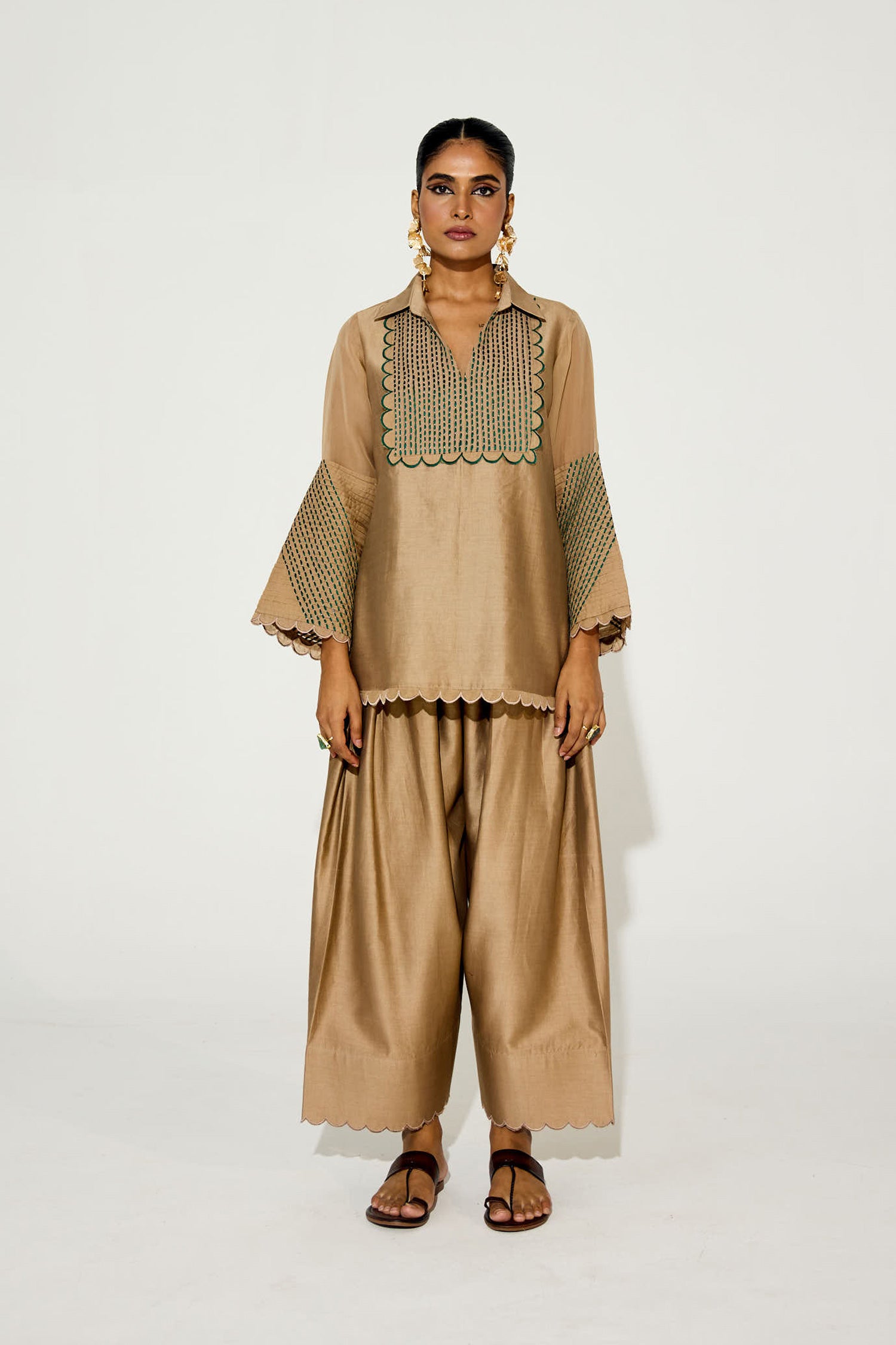 Zara Farshi Co-ord (Vintage Beige)