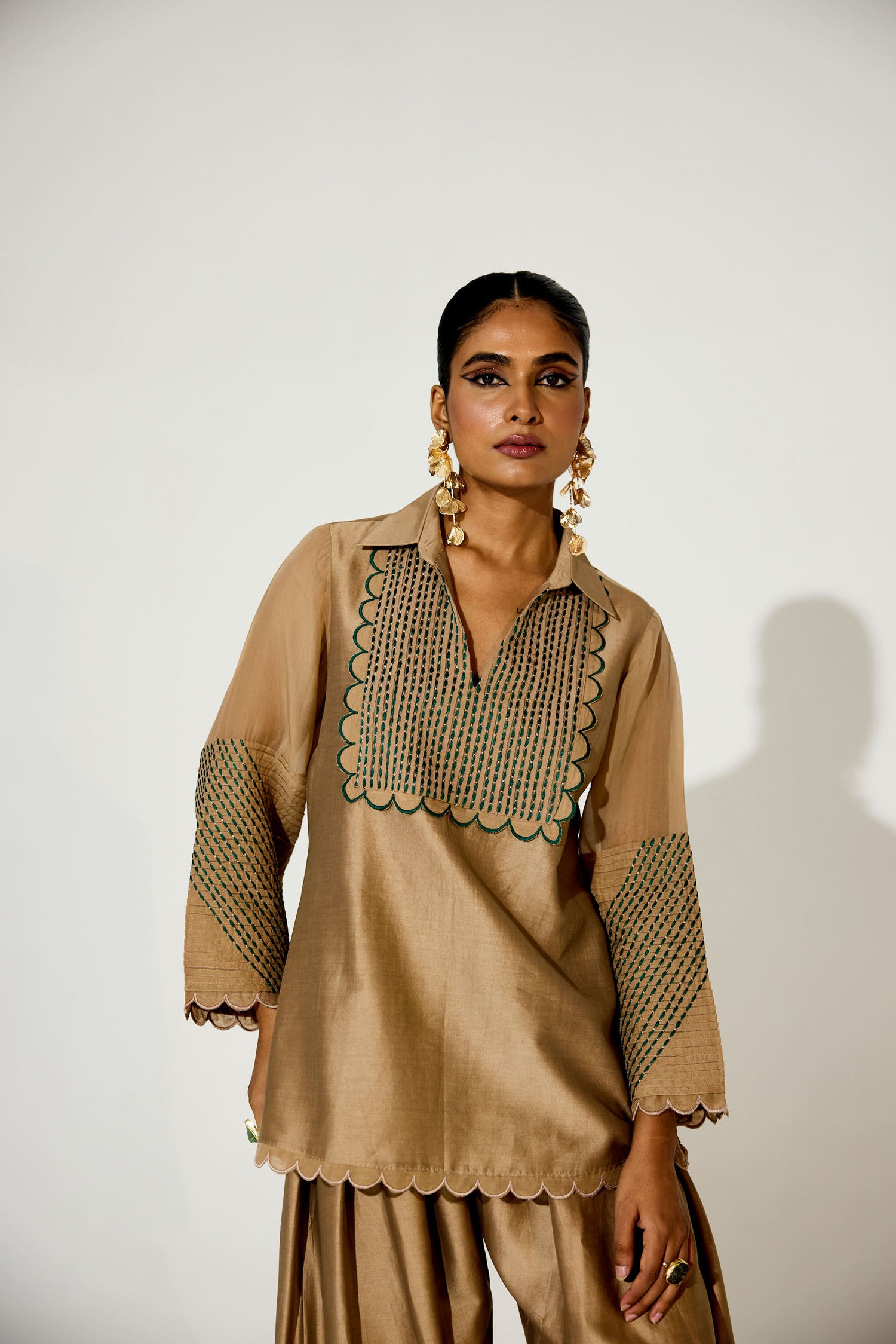 Zara Farshi Co-ord (Vintage Beige)