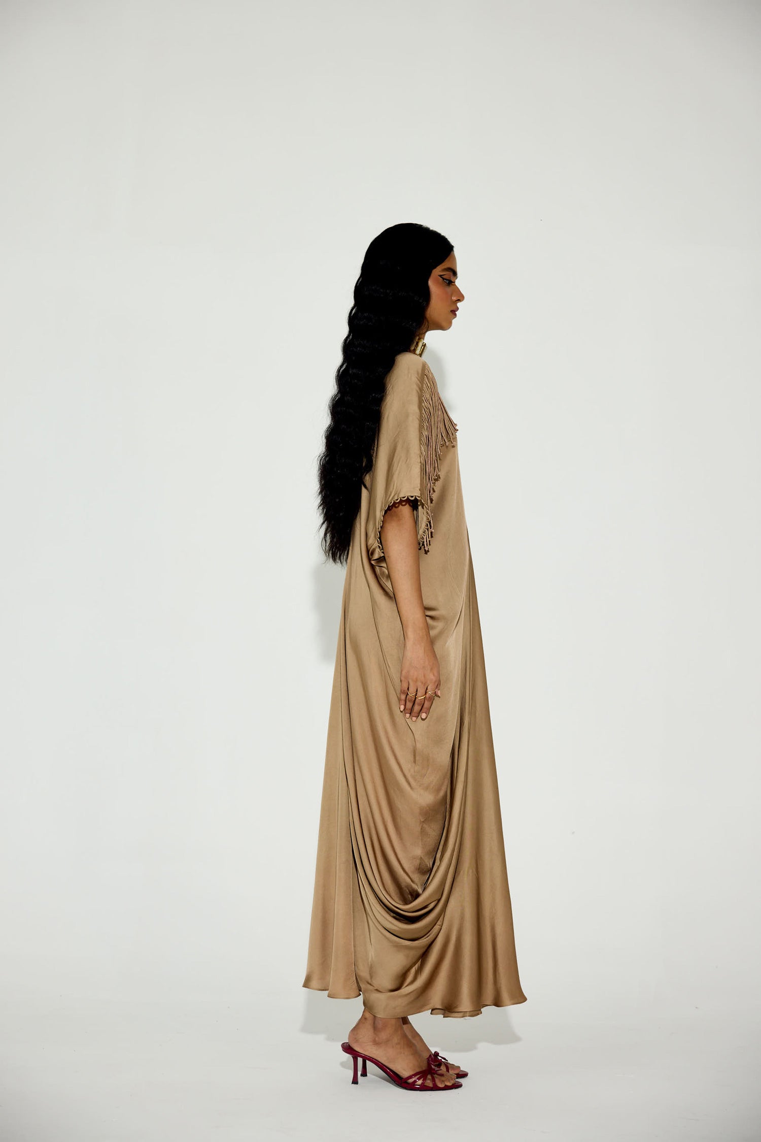 Indy Handcrfated Fringed & Scalloped Neck Draped Kaftan