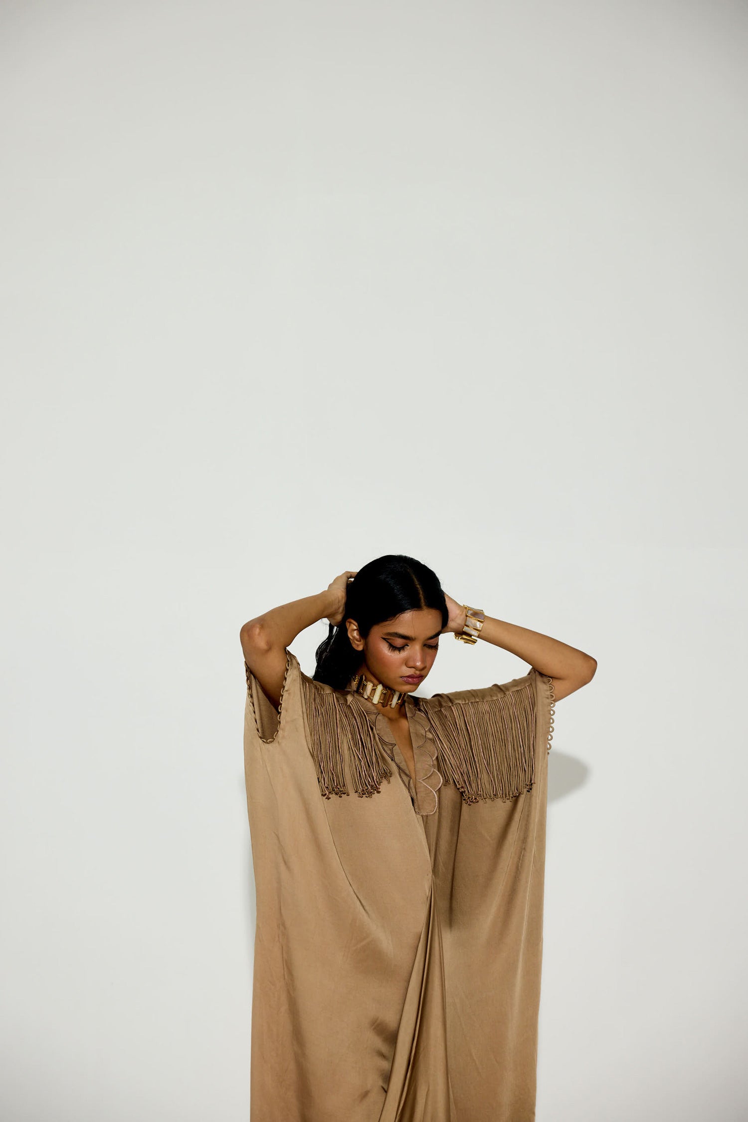 Indy Handcrfated Fringed & Scalloped Neck Draped Kaftan