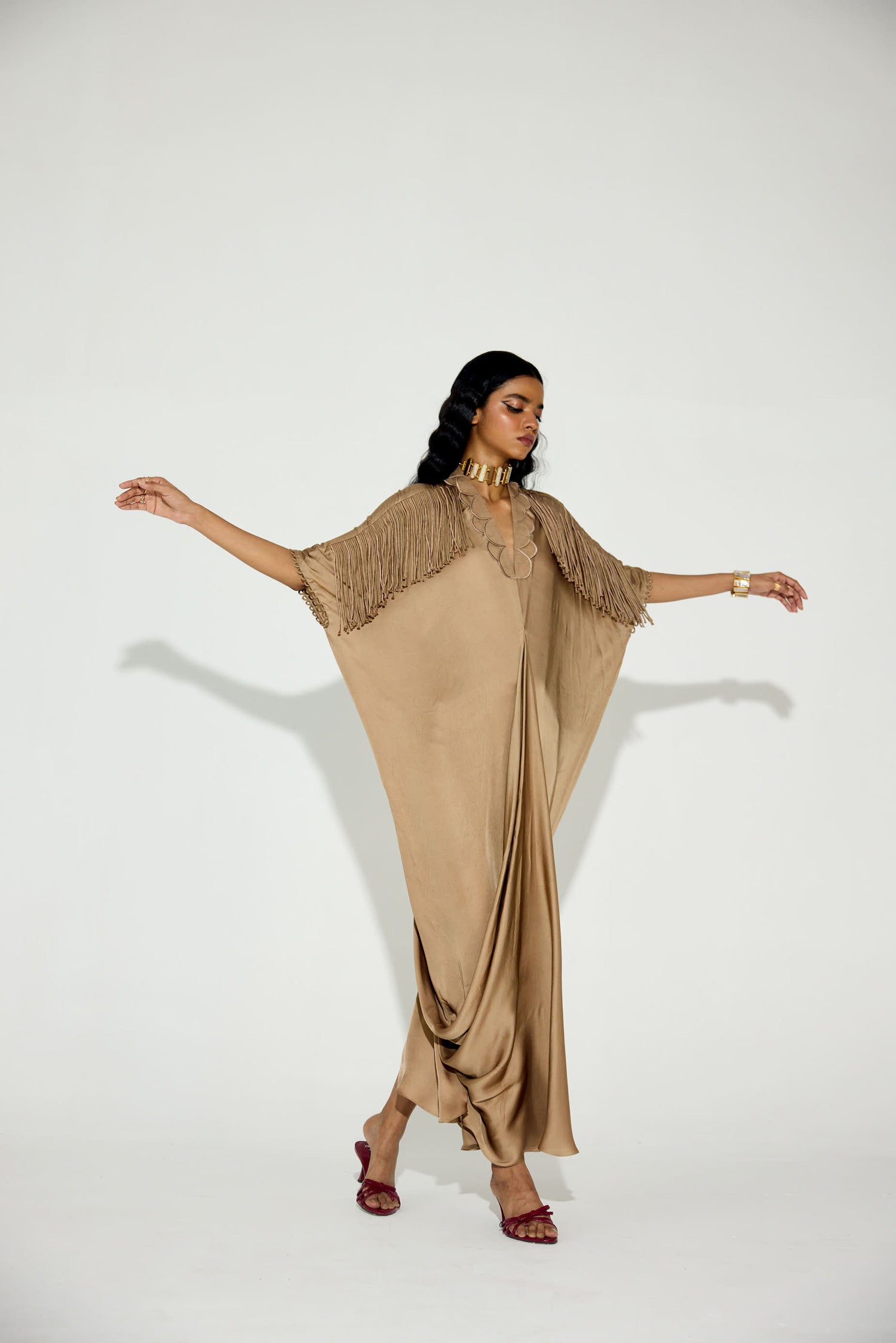 Indy Handcrfated Fringed & Scalloped Neck Draped Kaftan