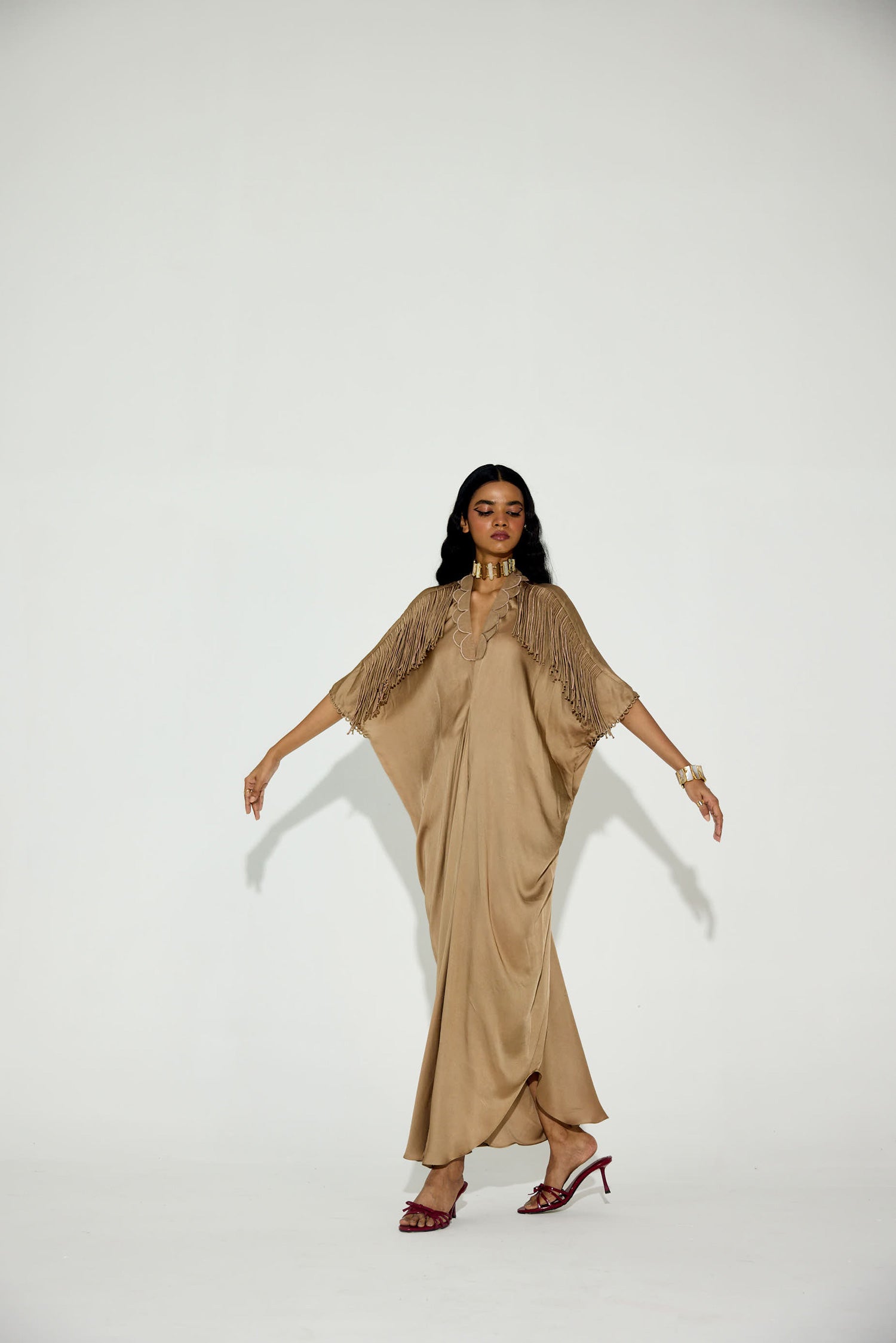 Indy Handcrfated Fringed & Scalloped Neck Draped Kaftan