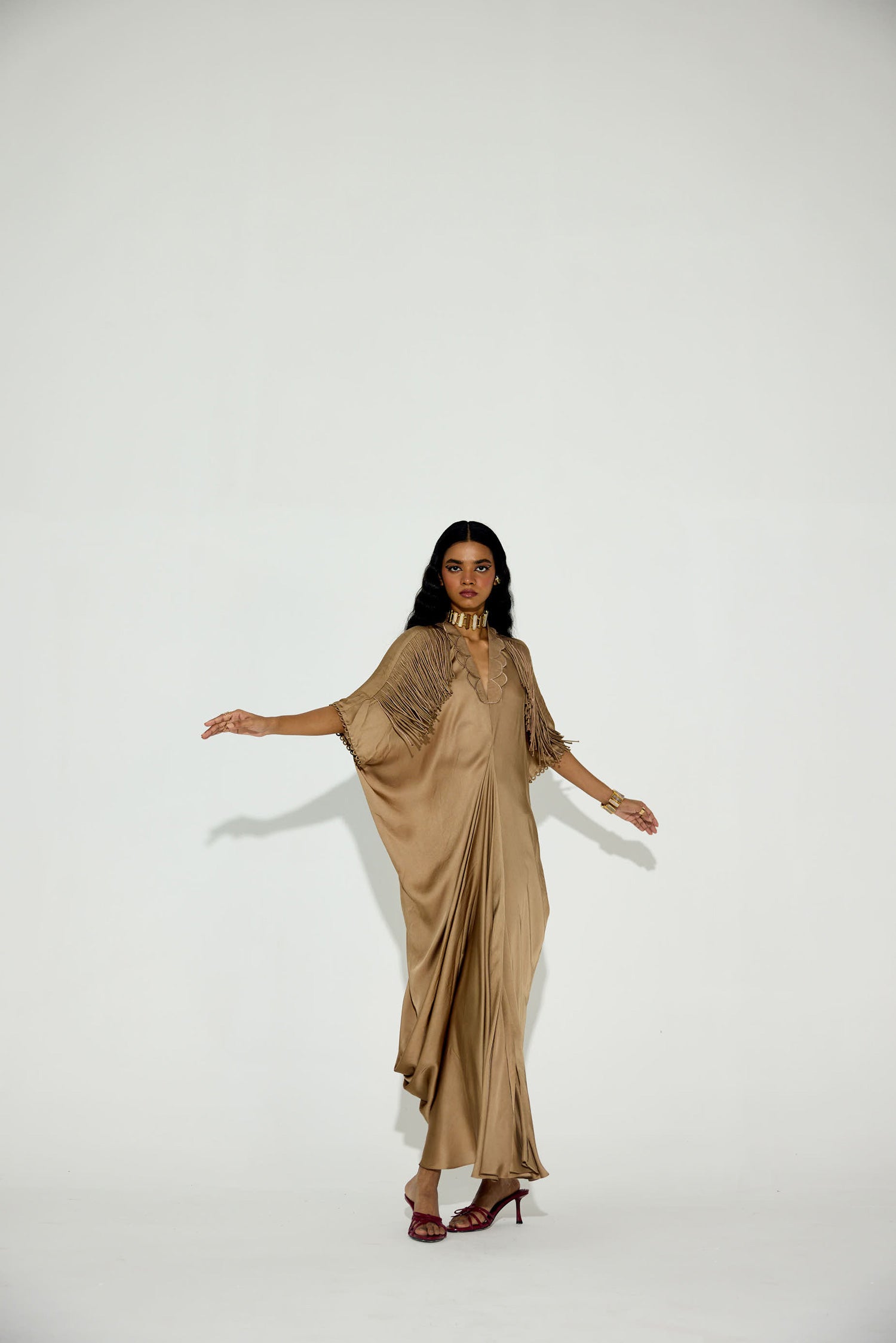 Indy Handcrfated Fringed & Scalloped Neck Draped Kaftan