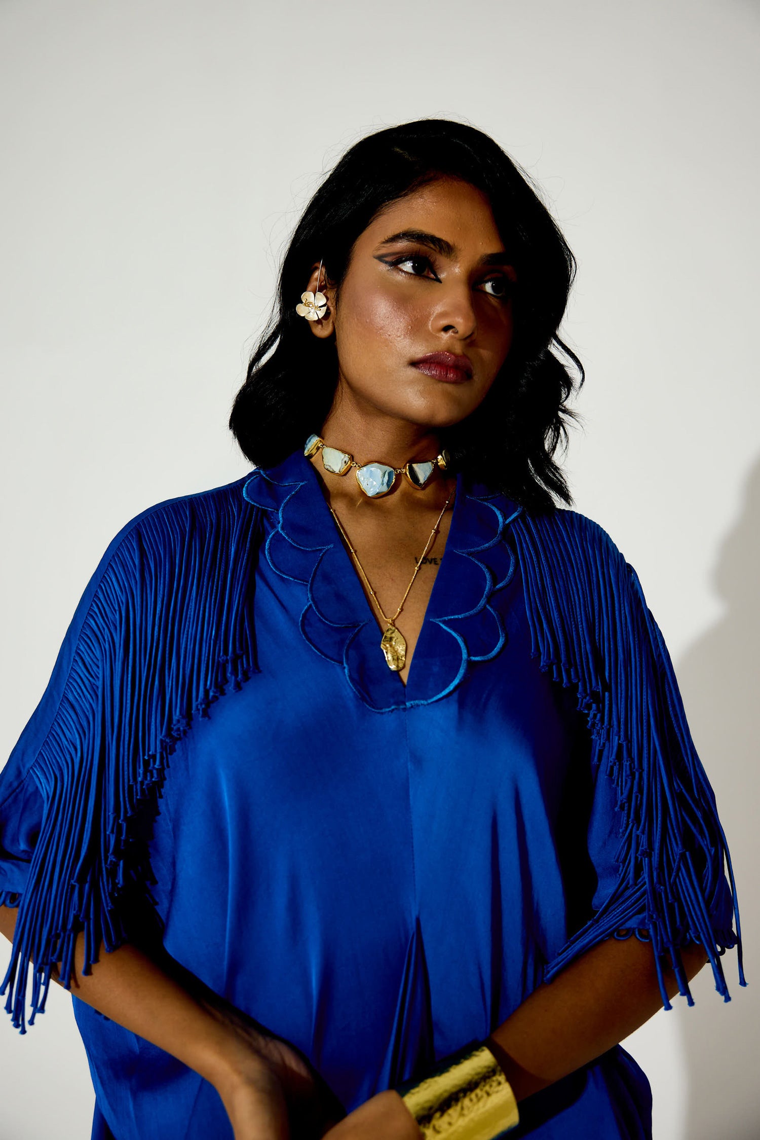 Indy Handcrfated Fringed & Scalloped Neck Draped Kaftan