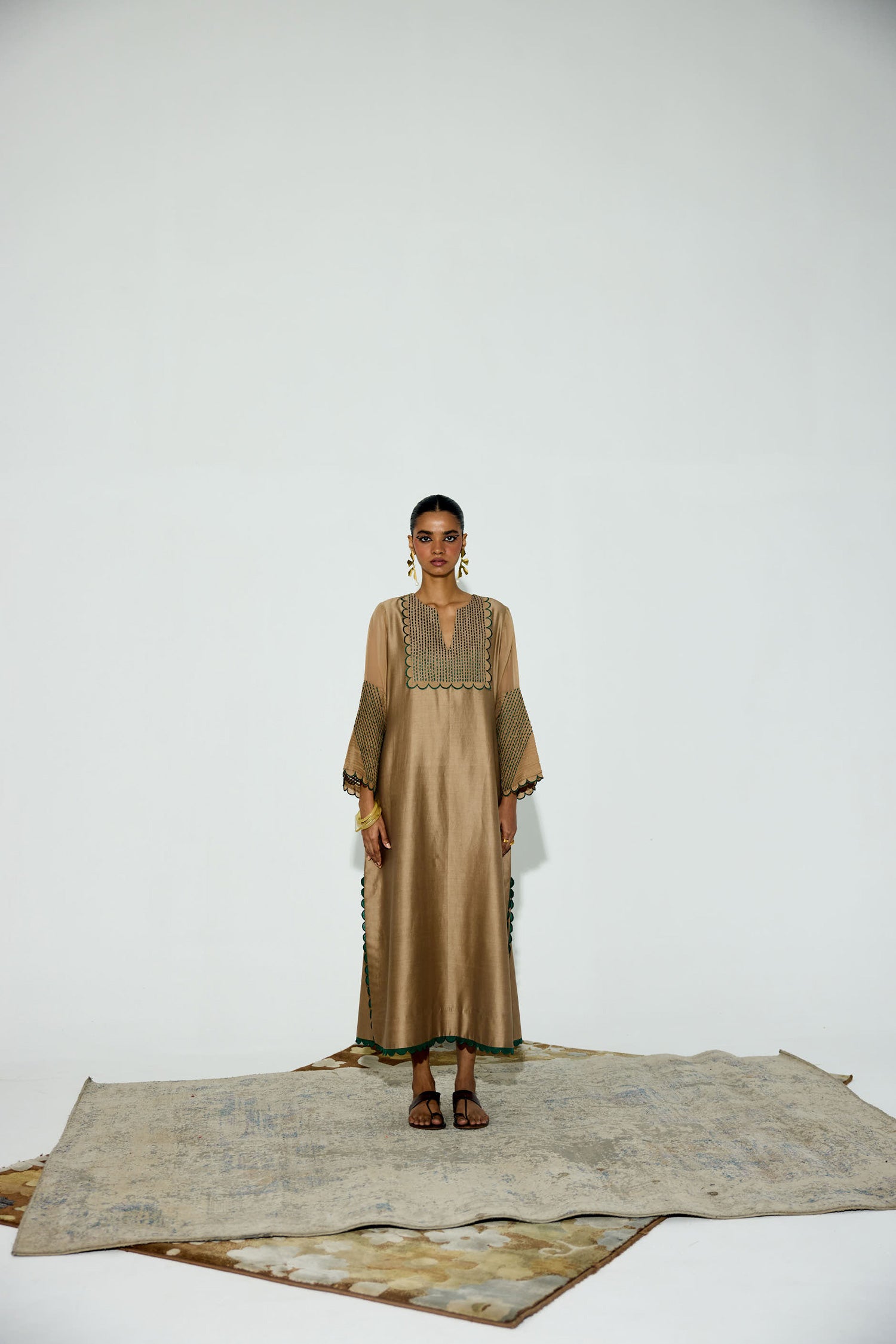 Paloma - Vintage Beige Kaftan Straight Dress