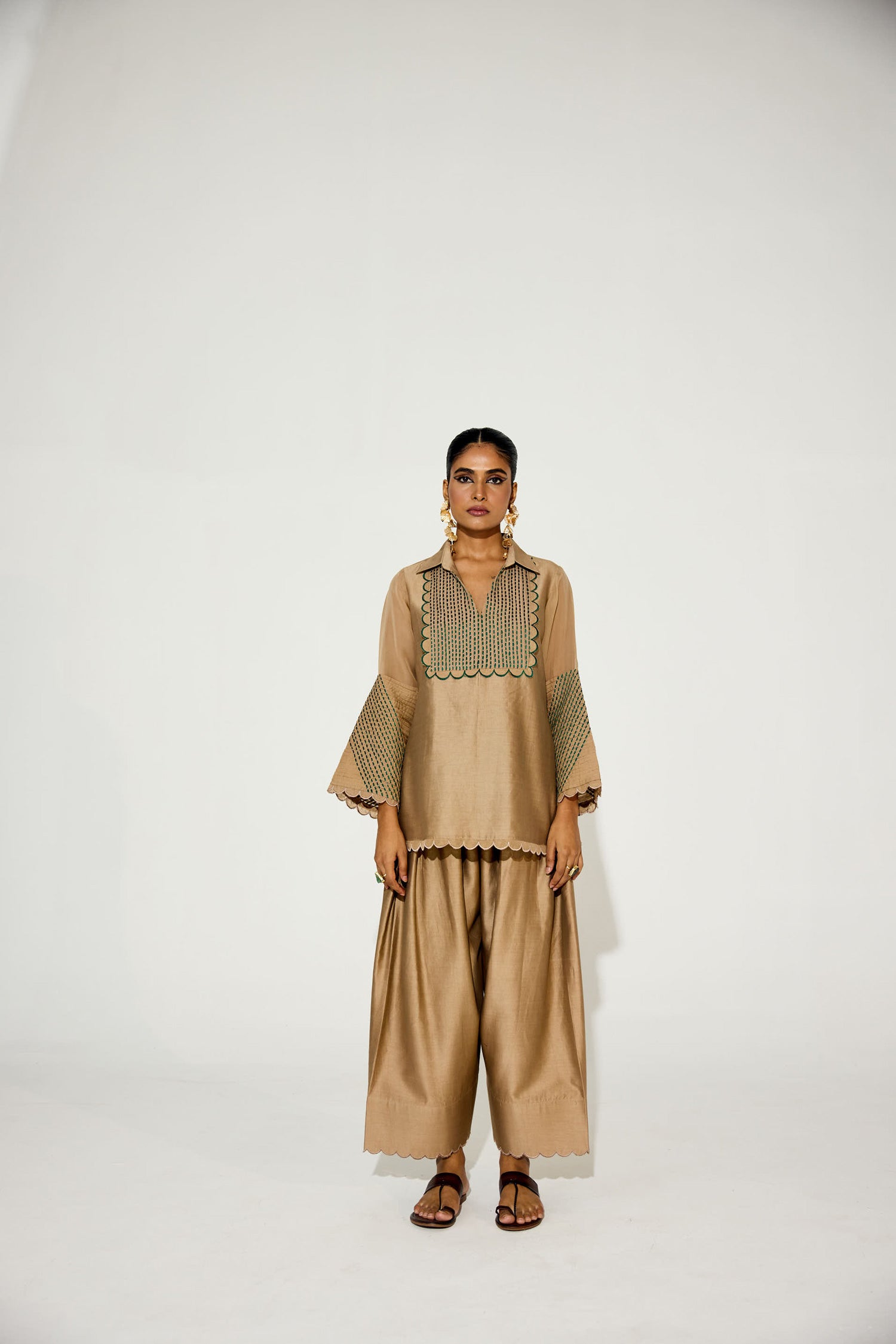 Zara Farshi Co-ord (Vintage Beige)