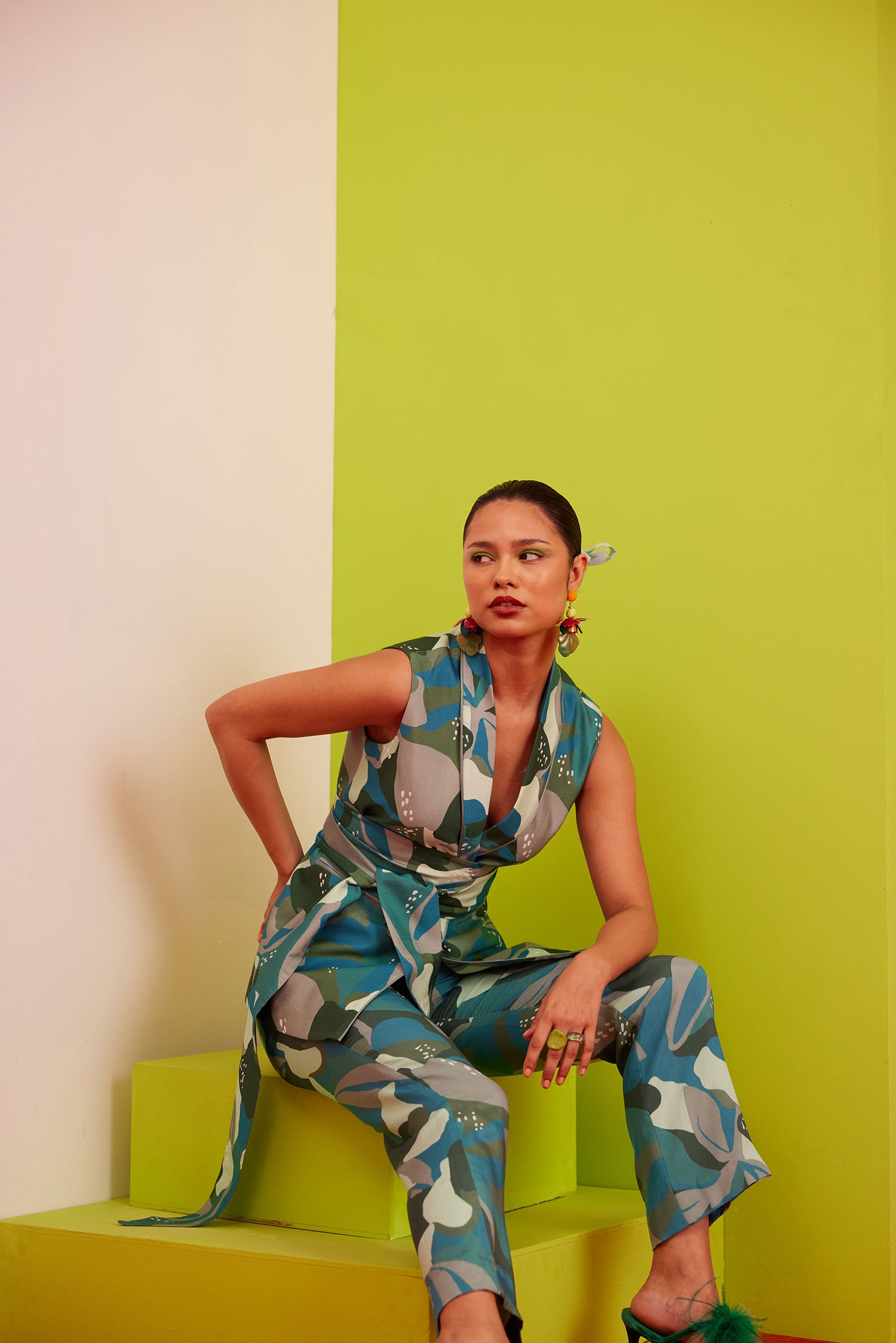 Dan-Dan Printed Pant Suit