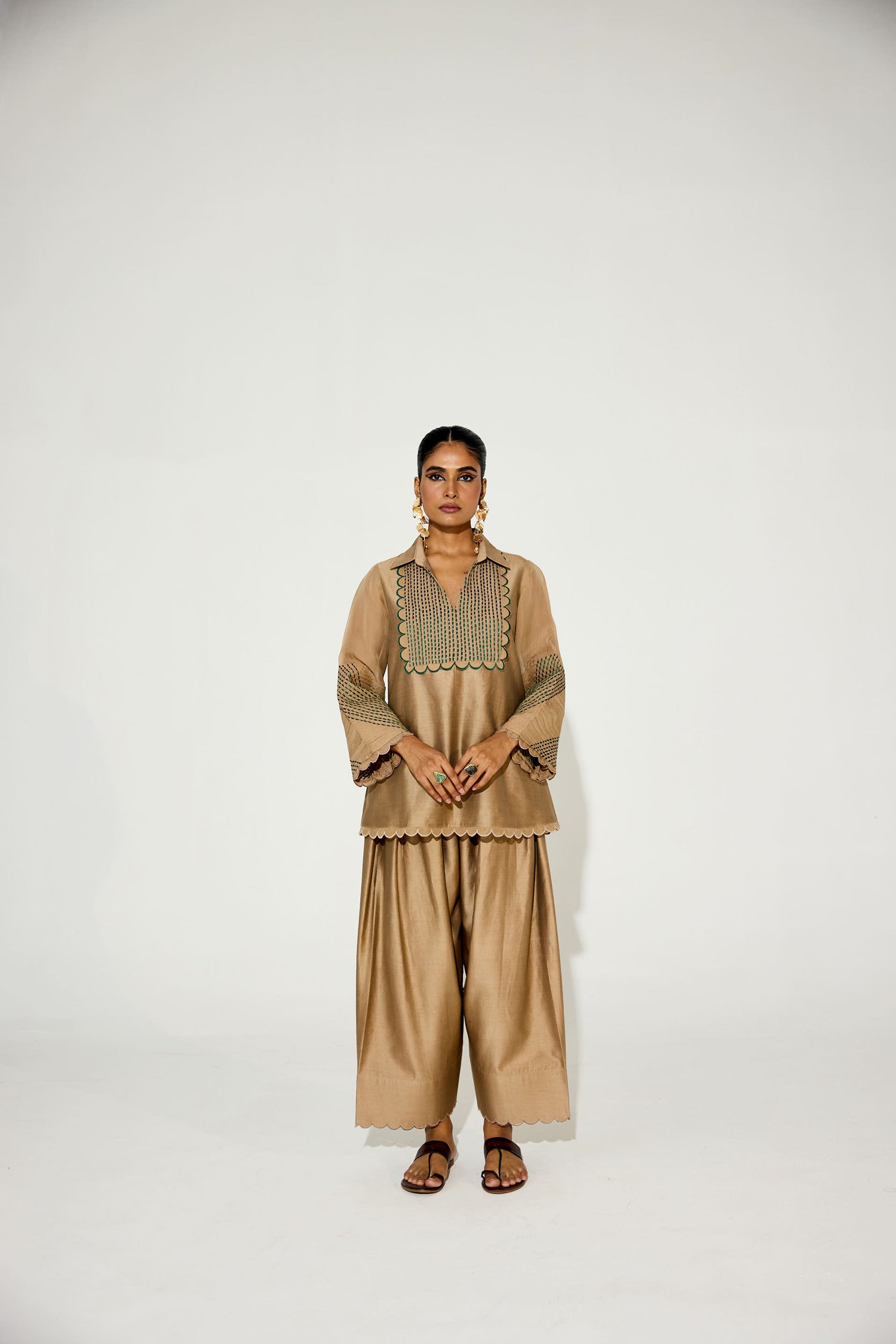 Zara Farshi Co-ord (Vintage Beige)