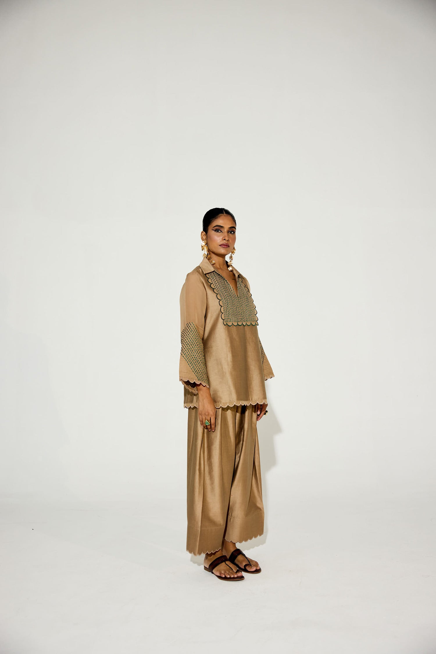 Zara Farshi Co-ord (Vintage Beige)