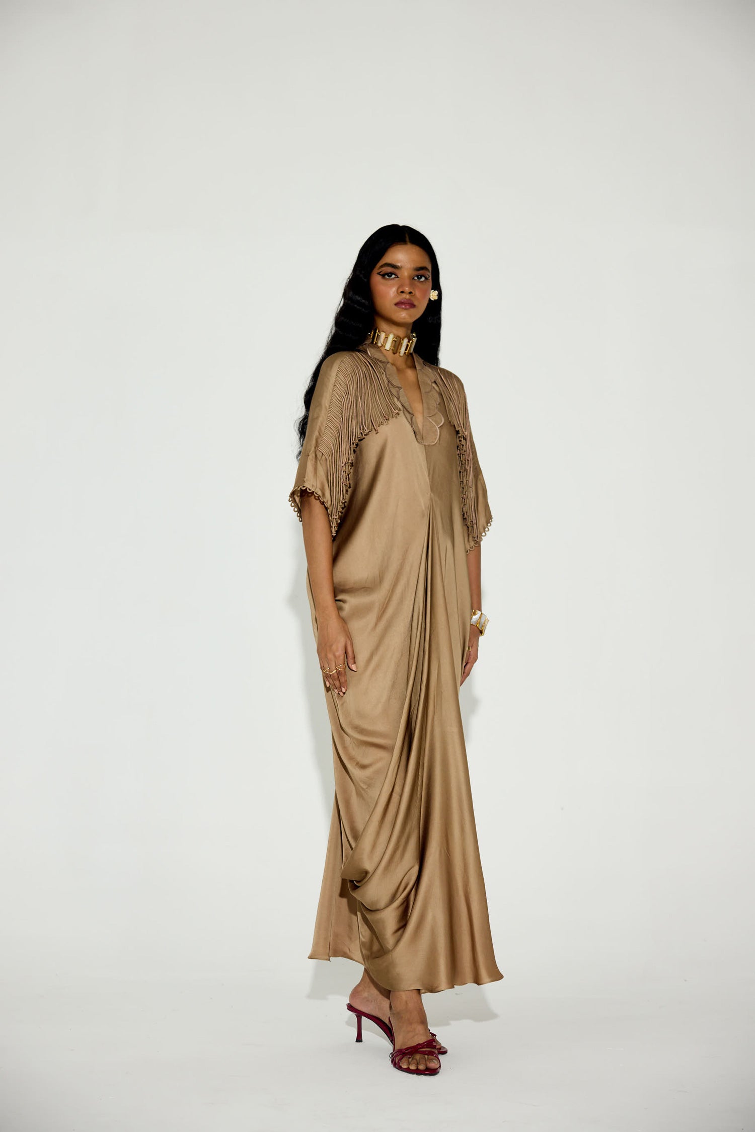 Indy Handcrfated Fringed & Scalloped Neck Draped Kaftan