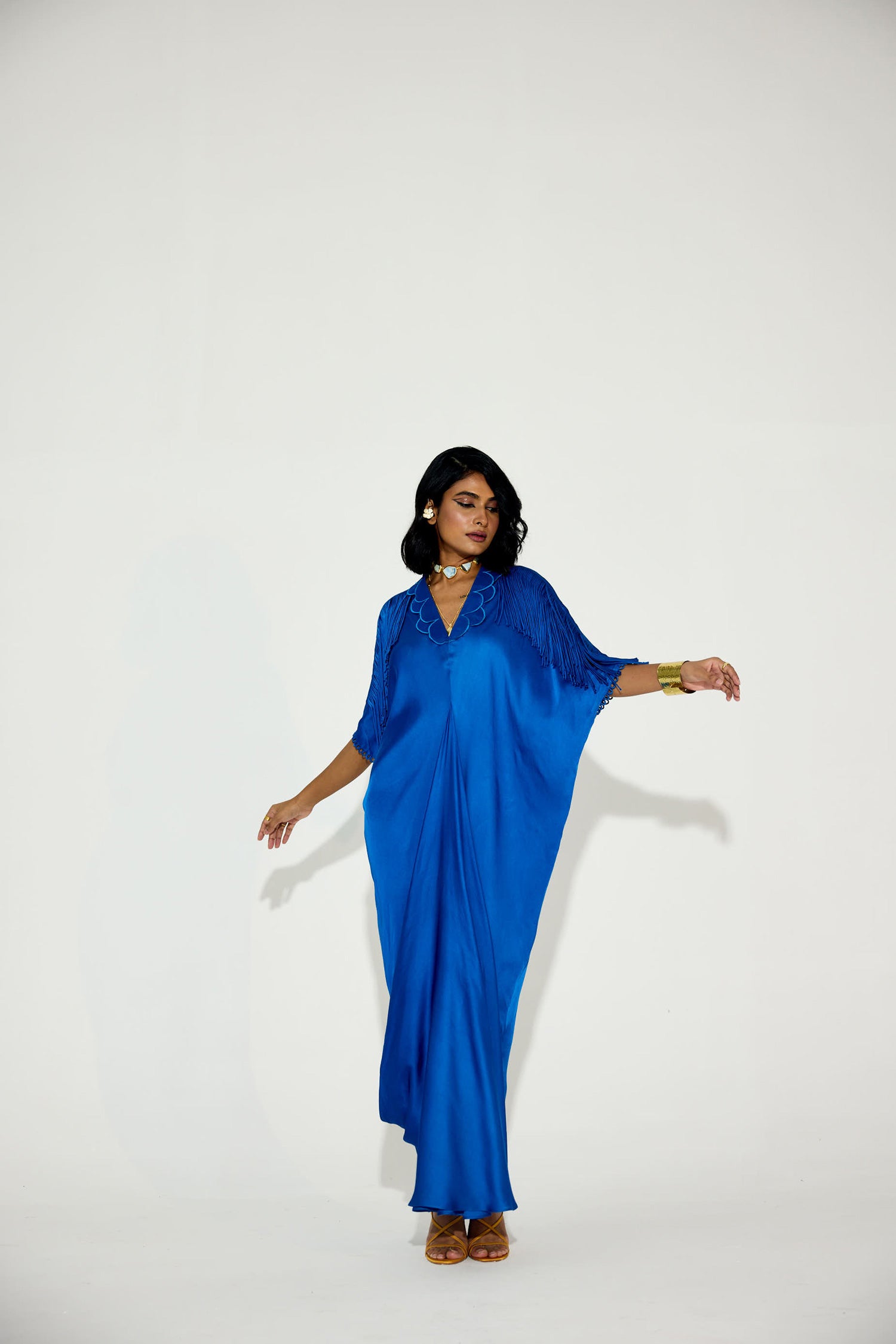 Indy Handcrfated Fringed & Scalloped Neck Draped Kaftan